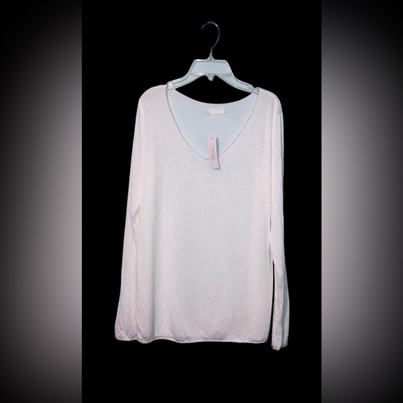 NWT**Women's Quiet Luxury Knit Top NWT - Picture 3 of 10